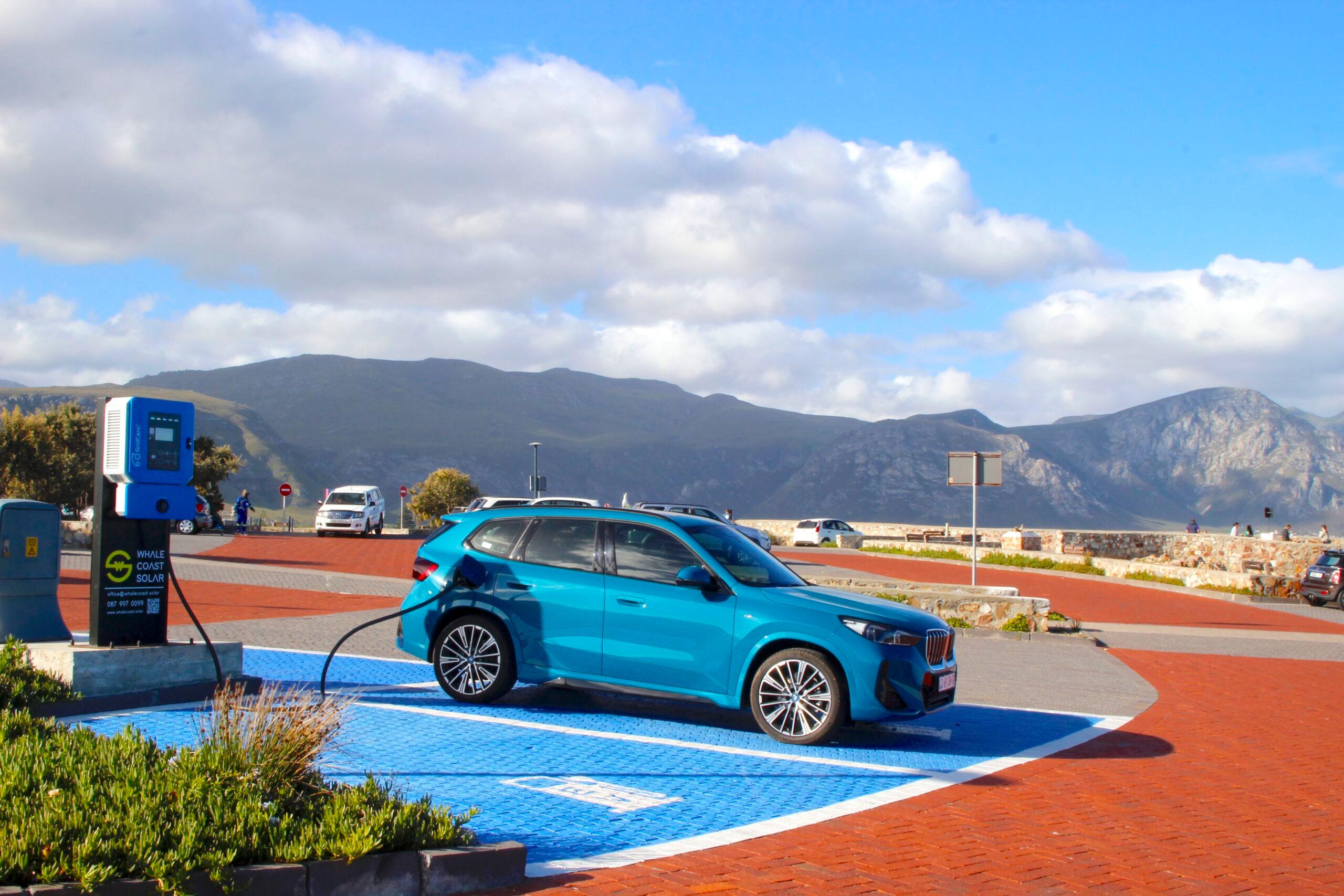 รถยนต์ไฟฟ้า BMW จะได้รับข้อมูลสถานีชาร์จจาก Dow Jones Energy