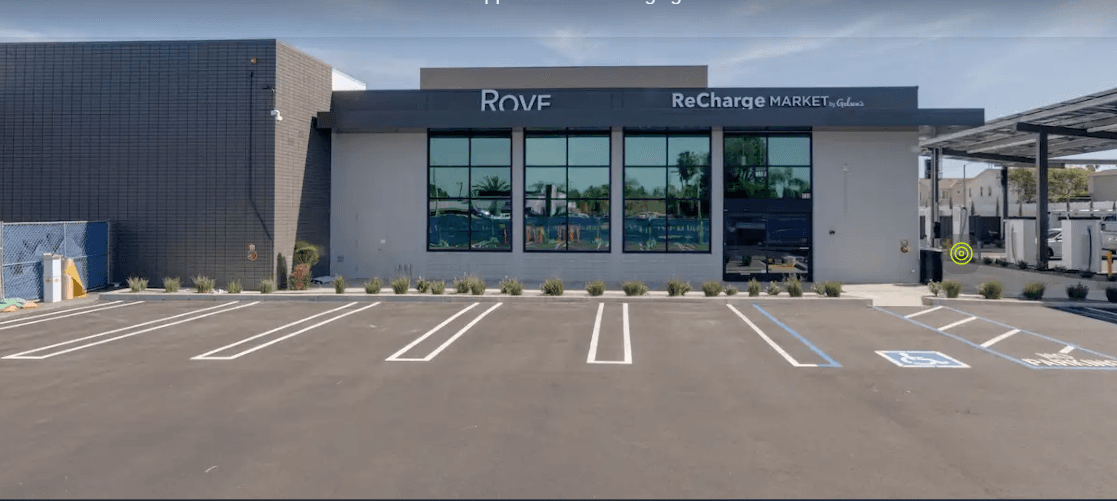 洛杉矶地区推出40个新电动车充电桩及太阳能设施