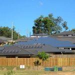 คำลวงเรื่องพลังงานสะอาด: คนรวยใช้โซลาร์เซลล์เอาเปรียบคนจนจริงหรือ?