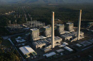 "กลยุทธ์ที่เสี่ยง:" ทำไมการเลื่อนปิดโรงไฟฟ้าถ่านหินอาจส่งผลเสียต่อราคาและความเชื่อถือได้