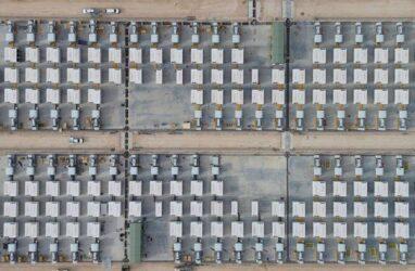 บริษัทพลังงานเดนมาร์กขายแบตเตอรี่ขนาดกิกะวัตต์ก่อนเชื่อมต่อเข้าระบบไฟฟ้า