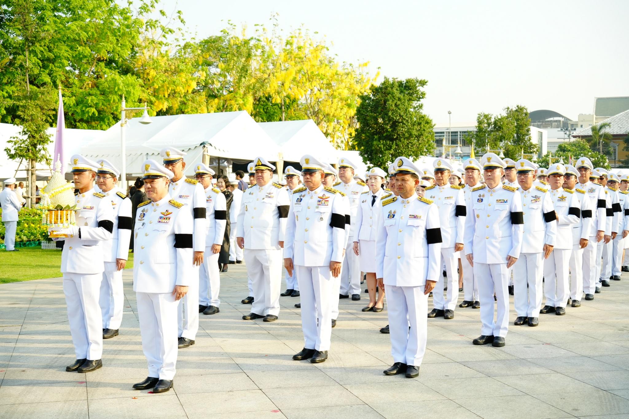 MEA ร่วมพิธีวางพานพุ่มเนื่องในวันพระบาทสมเด็จพระพุทธยอดฟ้าจุฬาโลกมหาราช และวันที่ระลึกมหาจักรีบรมราชวงศ์