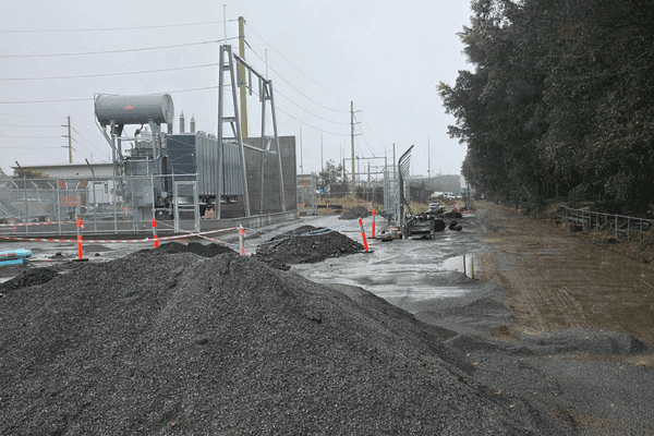 โครงการ BESS Steel River East ขนาด 400MWh ของ Ausgrid ผ่านอุปสรรคด้านการวางผังเมือง NSW แม้จะมีการคัดค้านจากชุมชน