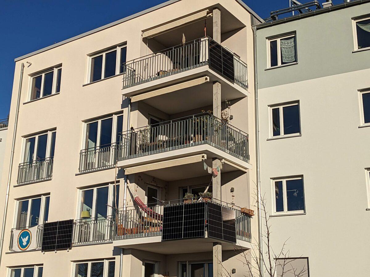 สหราชอาณาจักรเปิดทางให้ระบบโซลาร์เซลล์แบบเสียบปลั๊กเติบโตอย่างรวดเร็ว