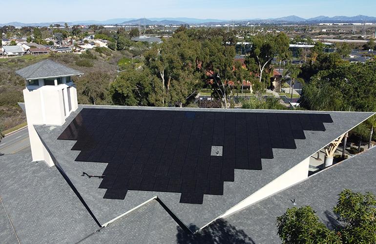 太阳能阵列表现出色,为圣地亚哥教会节省数千美元 《太阳能世界》影响力项目